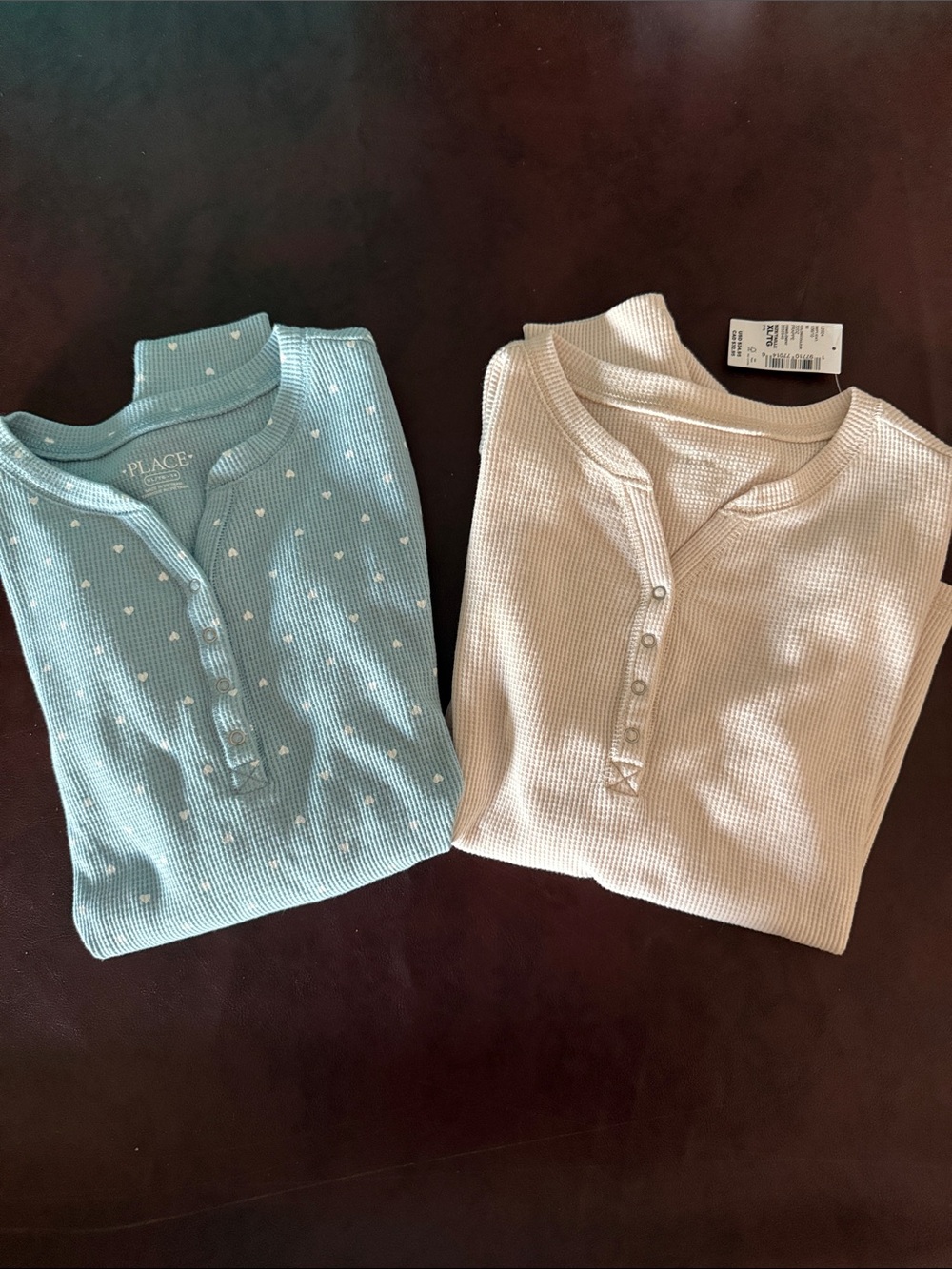 Children’s place thermal long sleeve shirts size XL